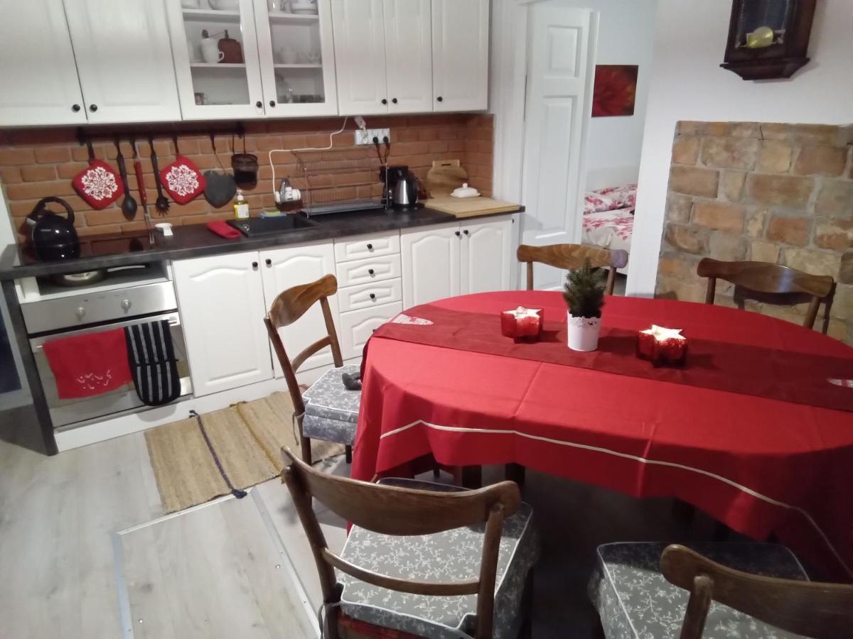 Domek U Kazi Sadowne Dış mekan fotoğraf